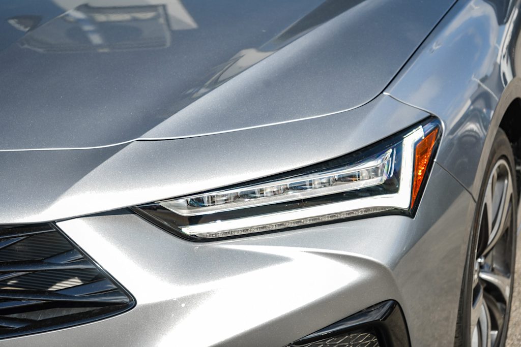 Thumbnail: 2025 Acura TLX - 20