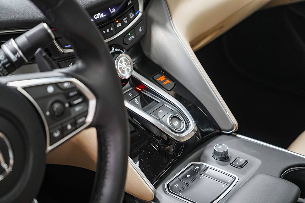 Thumbnail: 2025 Acura TLX - 15