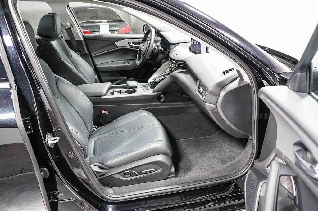 Thumbnail: 2025 Acura TLX - 9