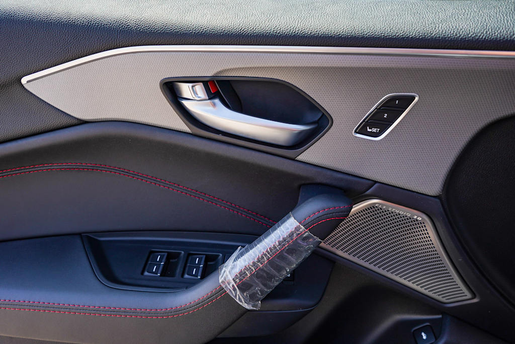 Thumbnail: 2025 Acura TLX - 24