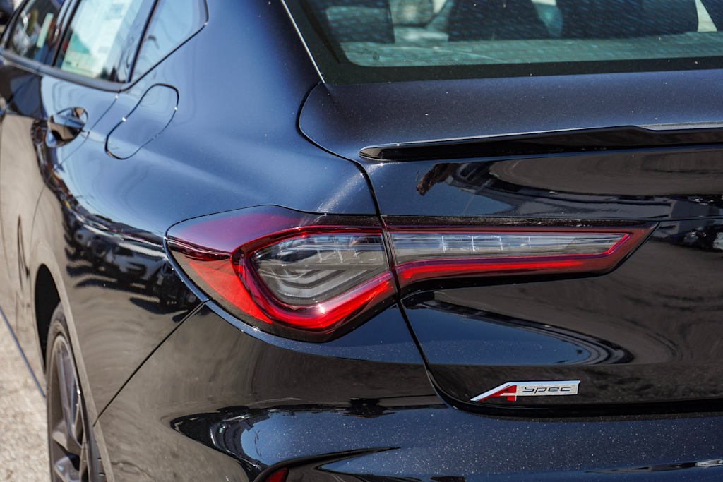 Thumbnail: 2025 Acura TLX - 18