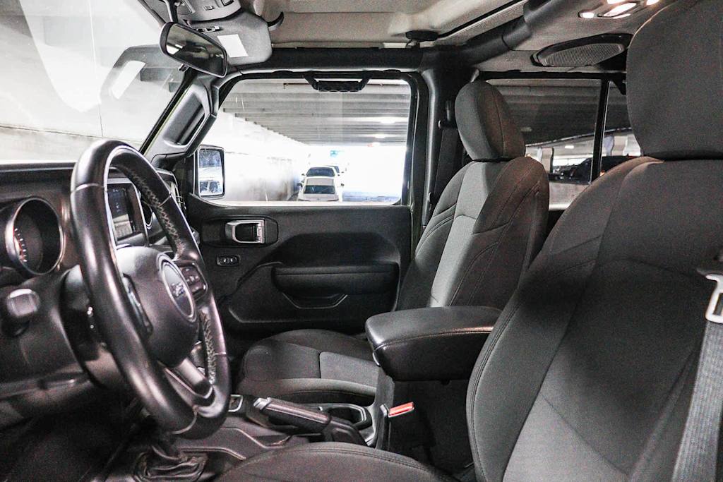 Thumbnail: 2021 Jeep Wrangler - 10
