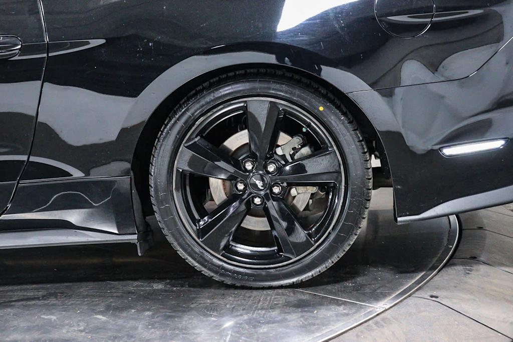 Thumbnail: 2022 Ford Mustang - 21