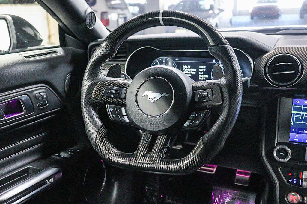 Thumbnail: 2022 Ford Mustang - 7