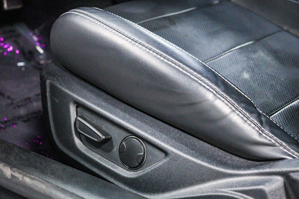 Thumbnail: 2022 Ford Mustang - 25