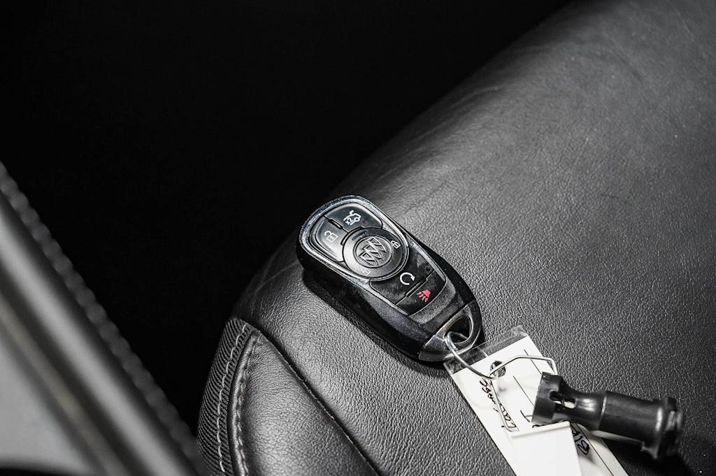 Thumbnail: 2017 Buick LaCrosse - 14