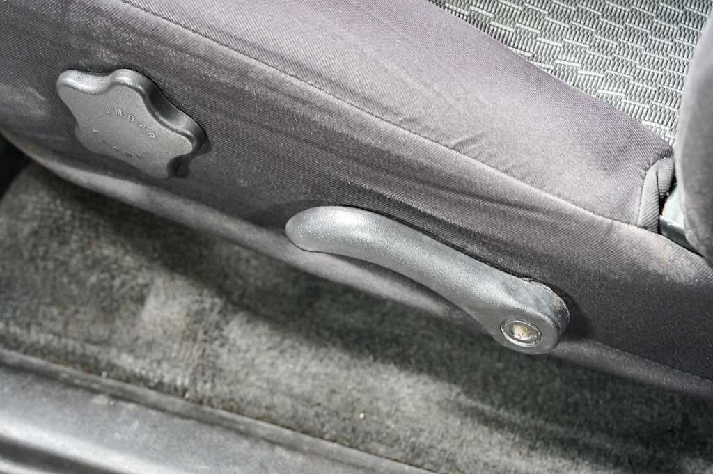 Thumbnail: 2012 Chevrolet Colorado - 26