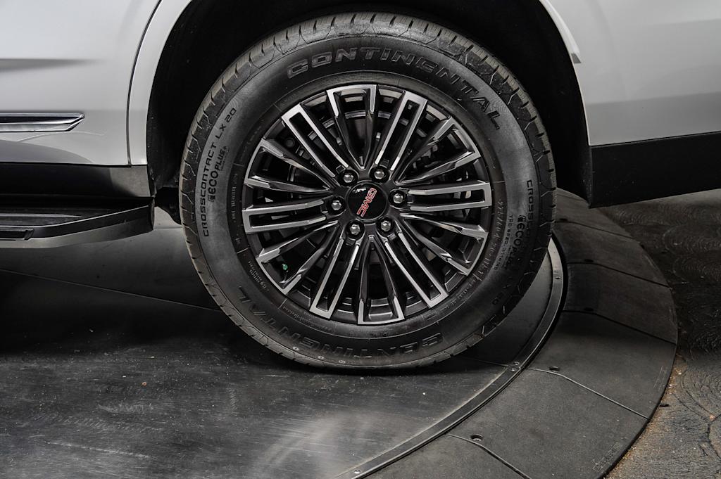 Thumbnail: 2025 GMC Yukon - 19