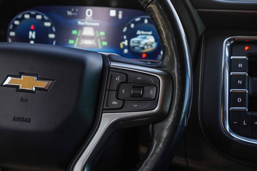 Thumbnail: 2023 Chevrolet Suburban - 24