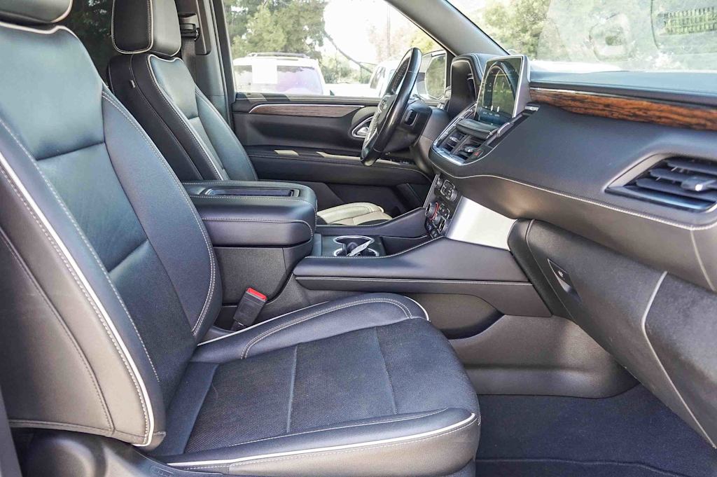 Thumbnail: 2023 Chevrolet Suburban - 9
