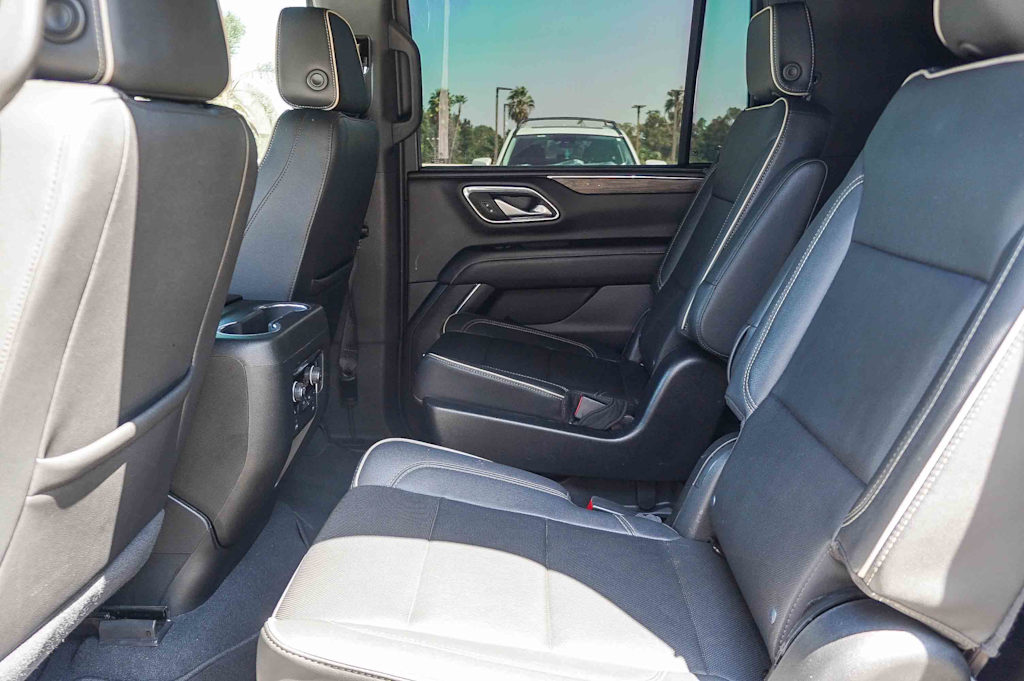 Thumbnail: 2023 Chevrolet Suburban - 11