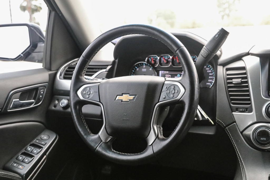 2019 Chevrolet Suburban 1500 LS 8