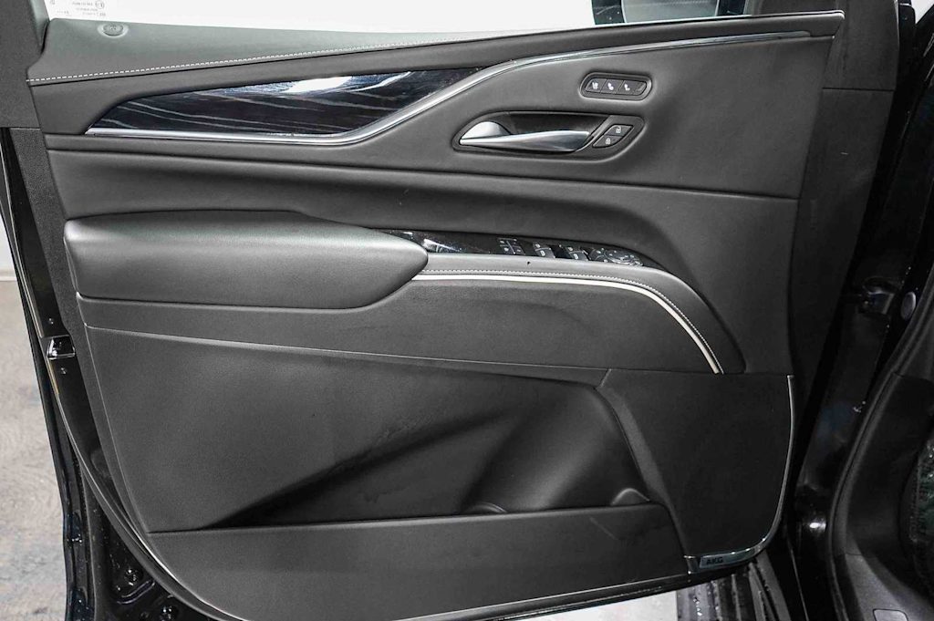 Thumbnail: 2024 Cadillac Escalade - 26