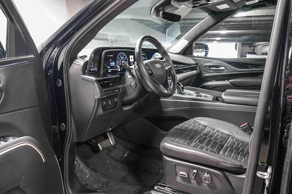 Thumbnail: 2024 Cadillac Escalade - 13