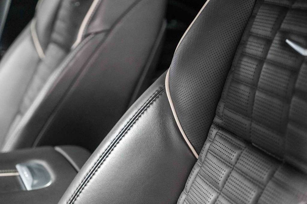 Thumbnail: 2024 Cadillac Escalade - 10