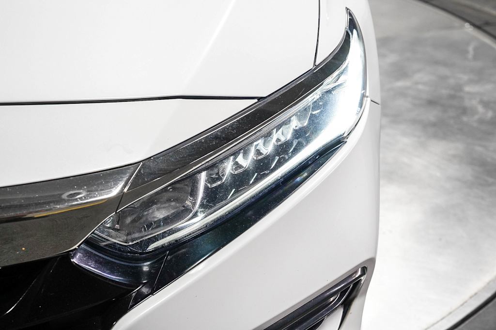 Thumbnail: 2018 Honda Accord - 21
