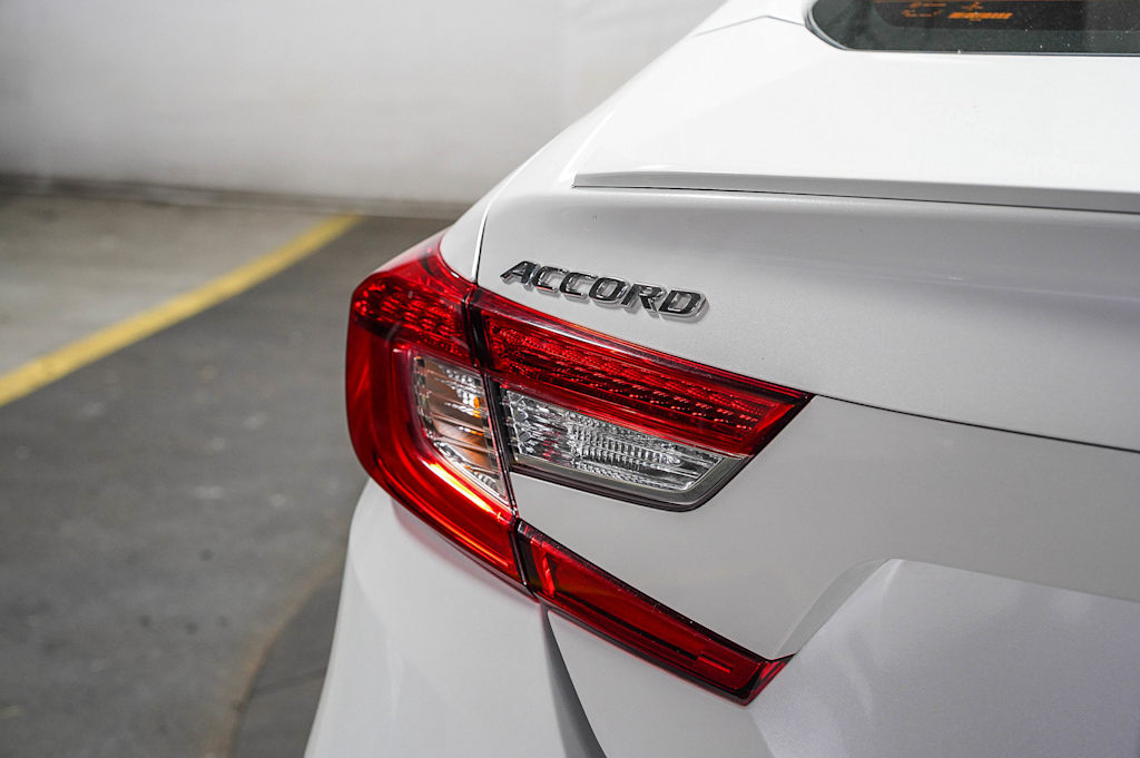 Thumbnail: 2018 Honda Accord - 23