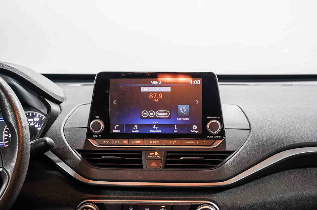 Thumbnail: 2019 Nissan Altima - 14