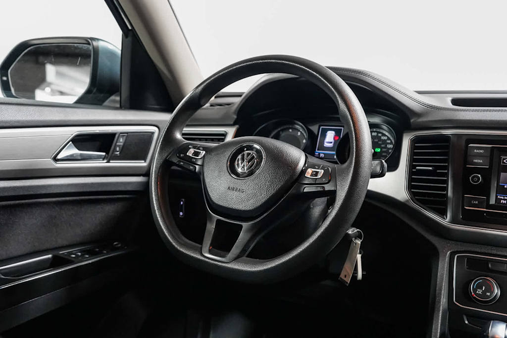 Thumbnail: 2018 Volkswagen Atlas - 13
