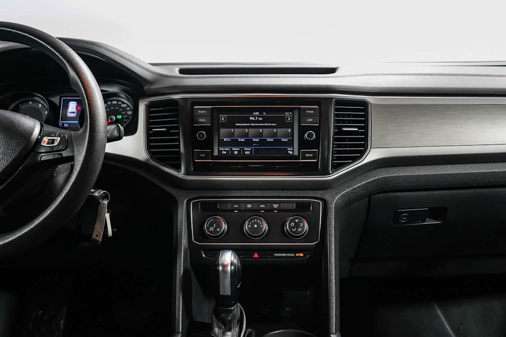 Thumbnail: 2018 Volkswagen Atlas - 9