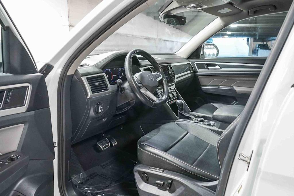 Thumbnail: 2021 Volkswagen Atlas - 13