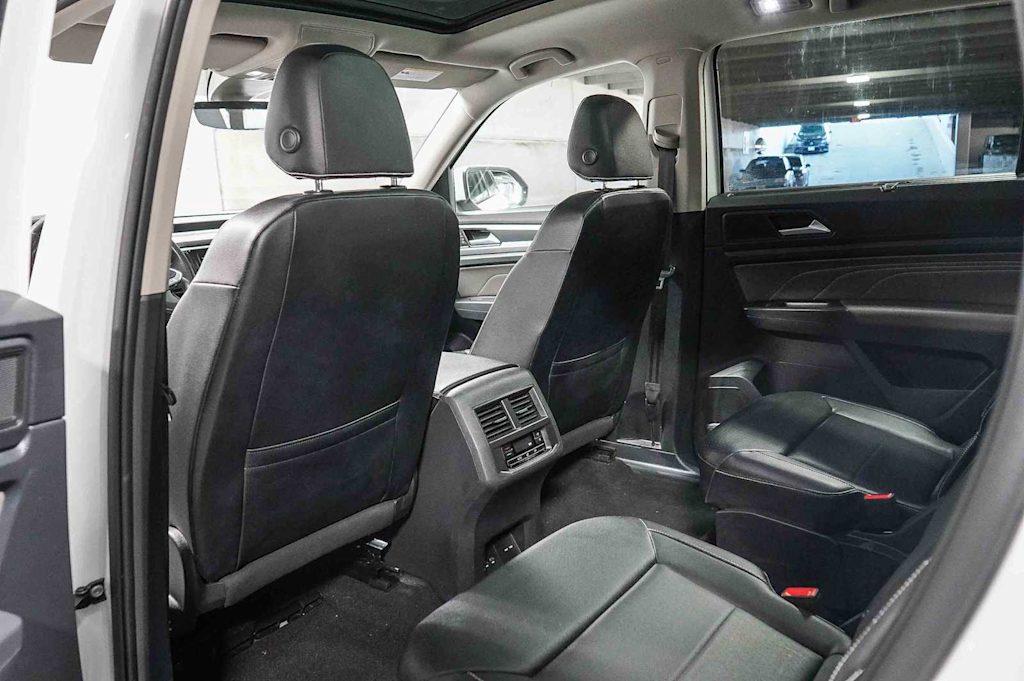 Thumbnail: 2021 Volkswagen Atlas - 25