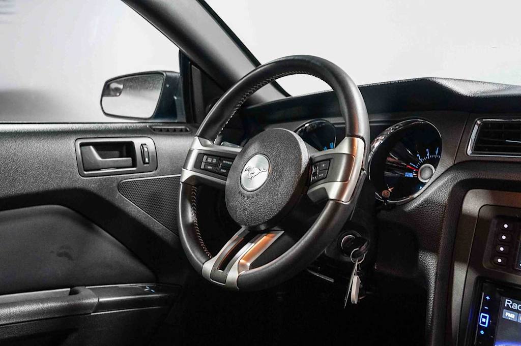 Thumbnail: 2013 Ford Mustang - 12