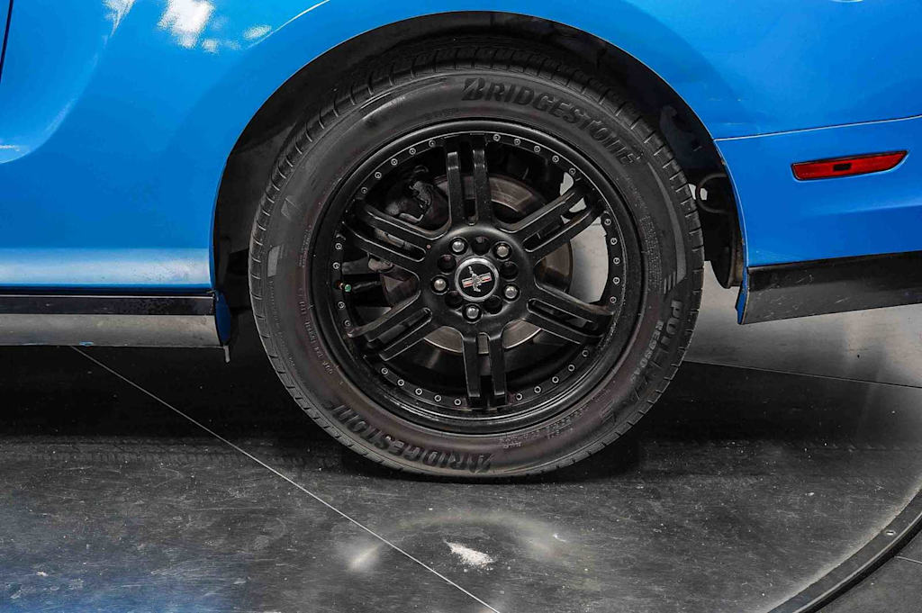 Thumbnail: 2013 Ford Mustang - 21