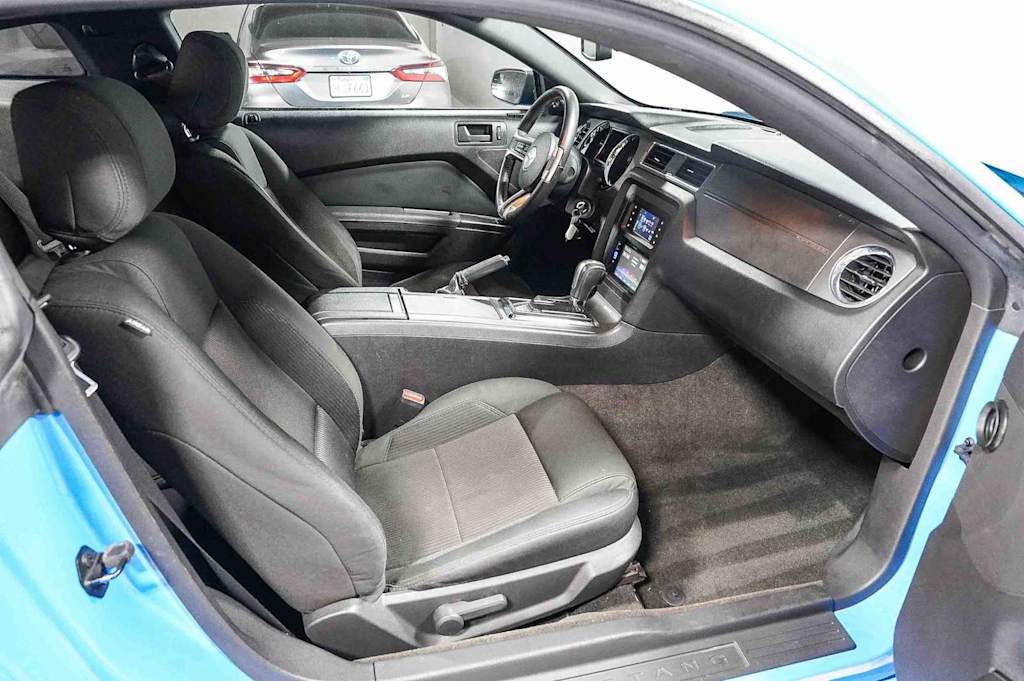 Thumbnail: 2013 Ford Mustang - 9