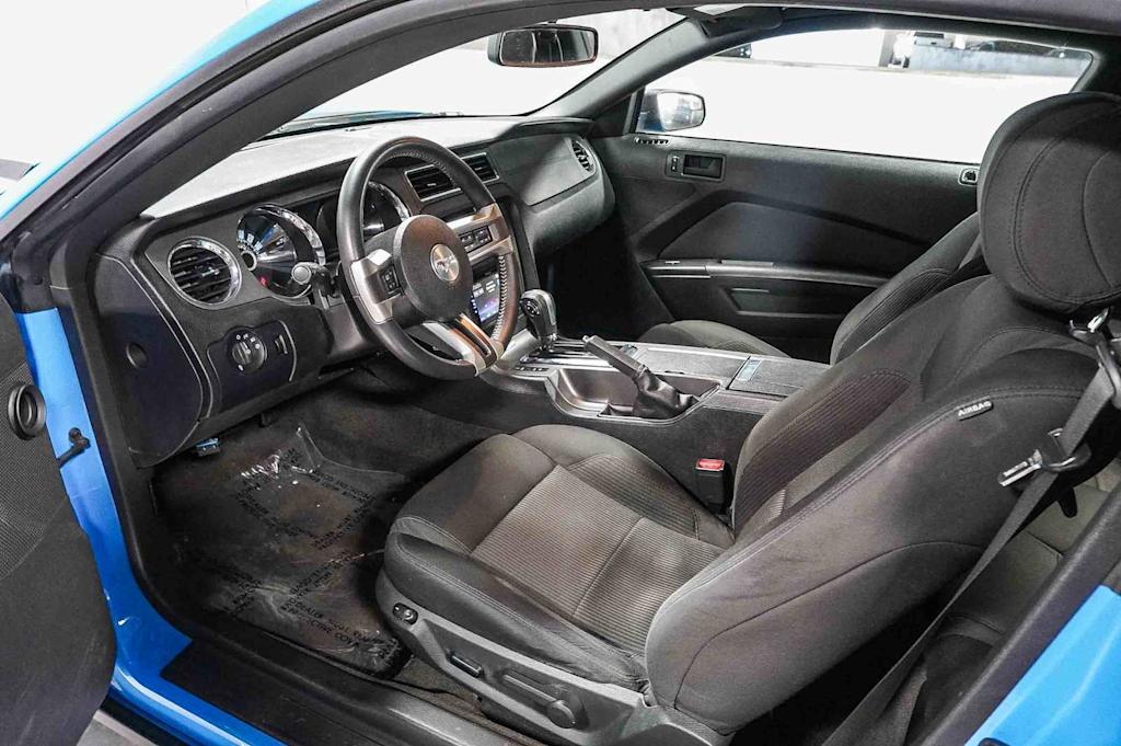 Thumbnail: 2013 Ford Mustang - 10