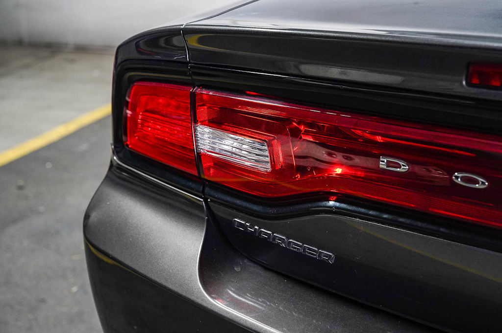 Thumbnail: 2014 Dodge Charger - 23