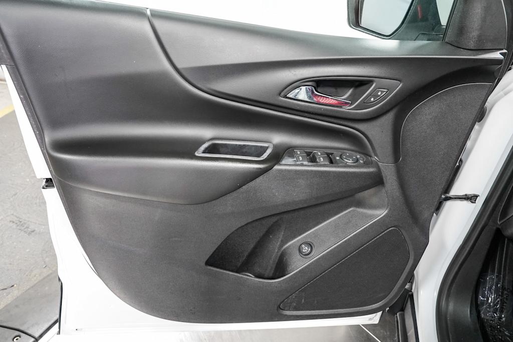 Thumbnail: 2019 Chevrolet Equinox - 26