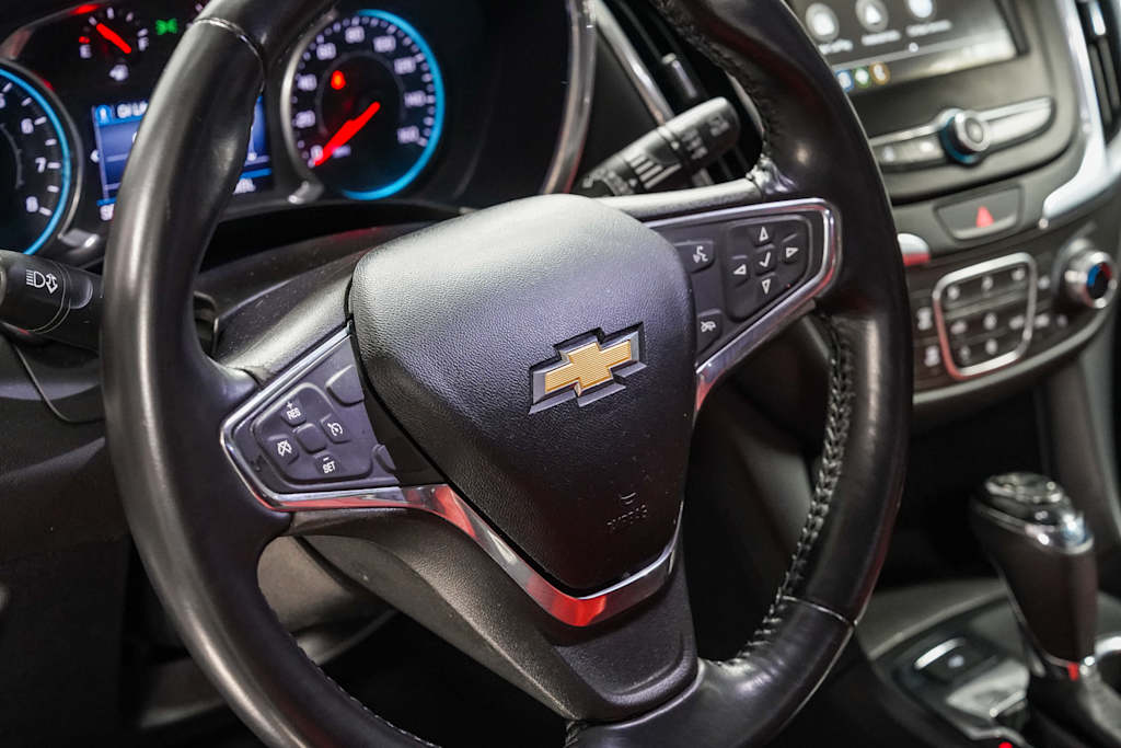 Thumbnail: 2019 Chevrolet Equinox - 12