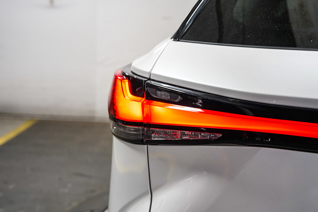 Thumbnail: 2024 Lexus RX - 23