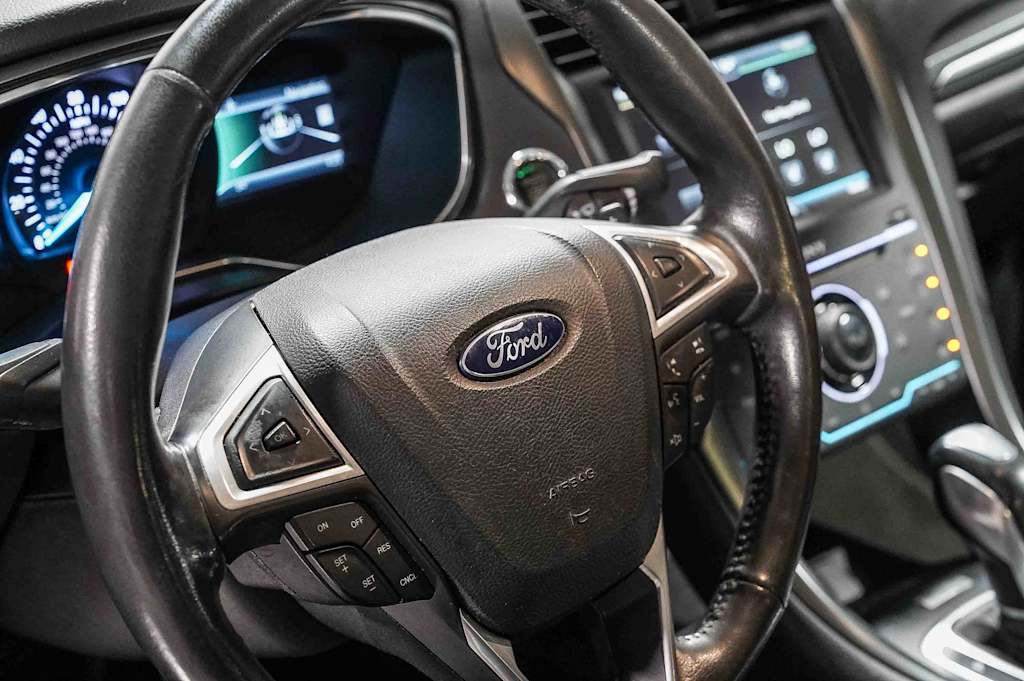 Thumbnail: 2014 Ford Fusion - 13