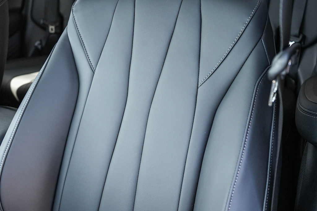 Thumbnail: 2025 Acura ADX - 30