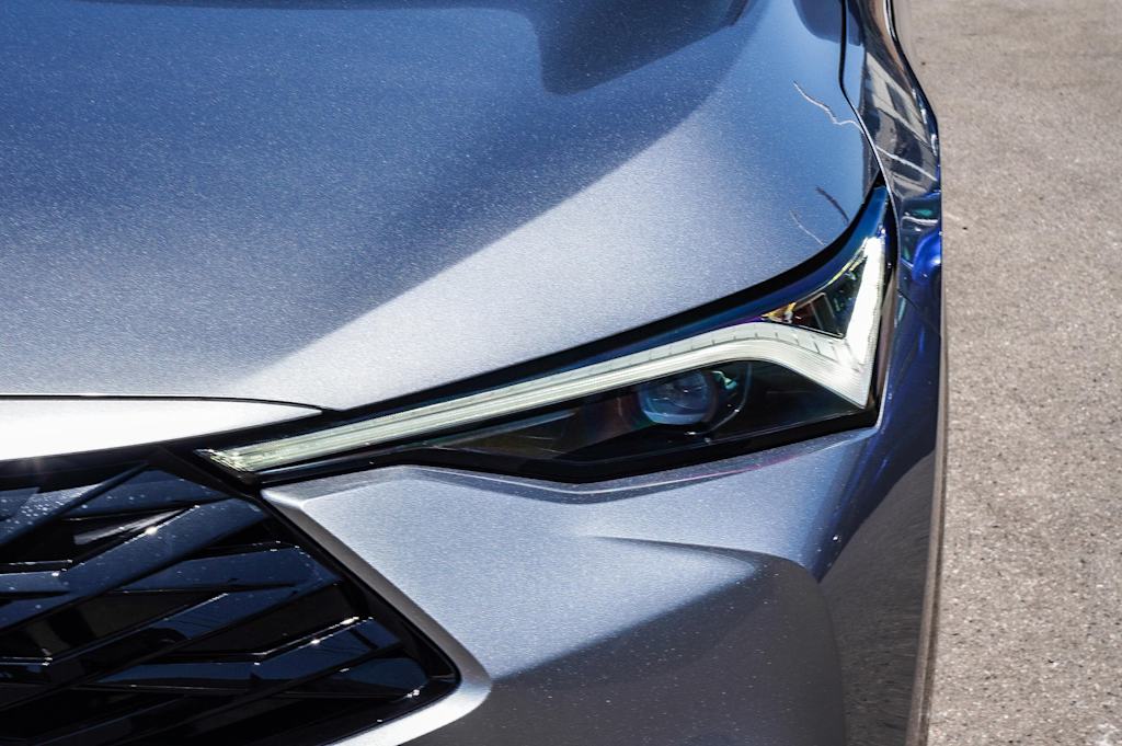 Thumbnail: 2025 Acura ADX - 18