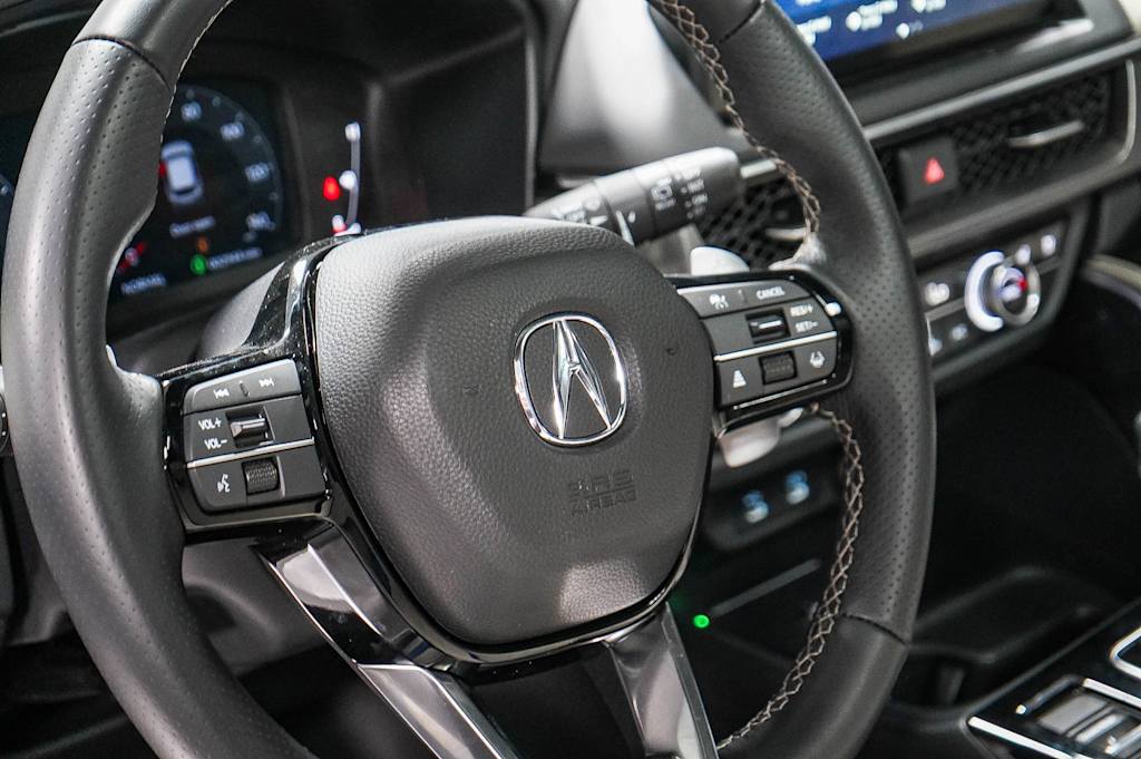 Thumbnail: 2025 Acura ADX - 12