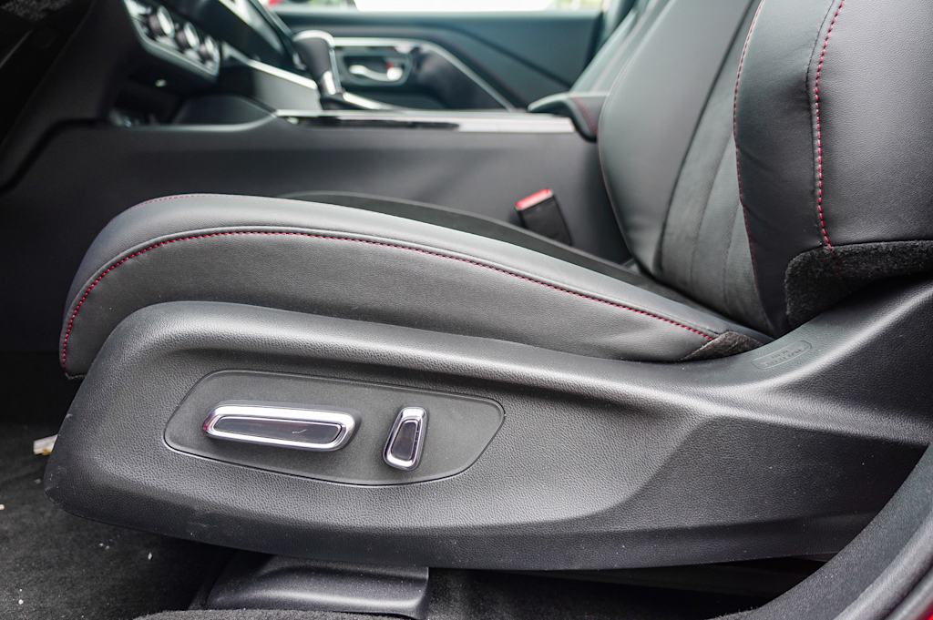 2025 Acura ADX A-SPEC 26