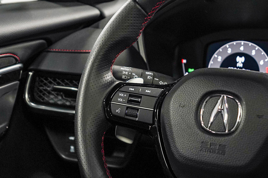 Thumbnail: 2025 Acura ADX - 23