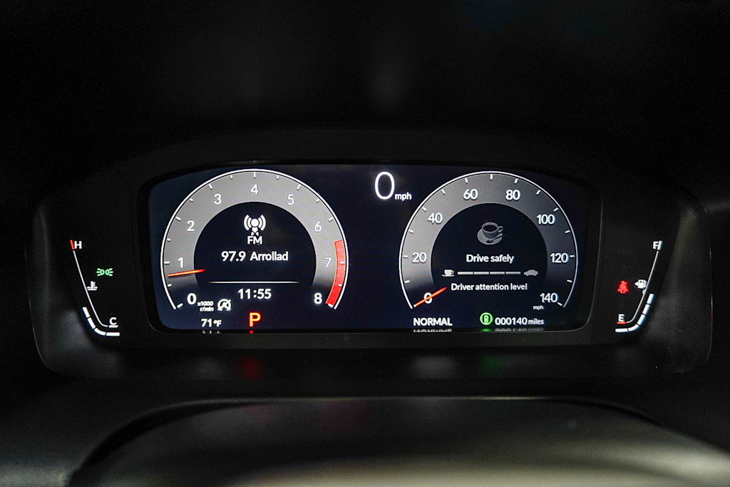 Thumbnail: 2025 Acura ADX - 15