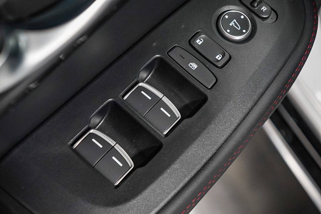 Thumbnail: 2025 Acura ADX - 26