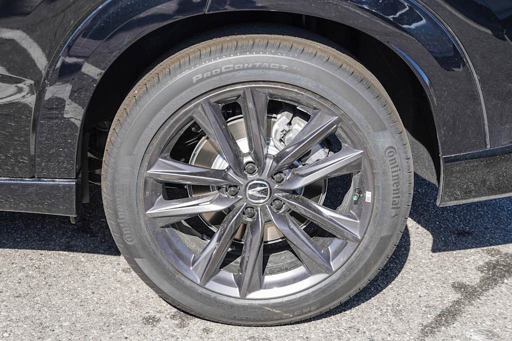 Thumbnail: 2025 Acura ADX - 19