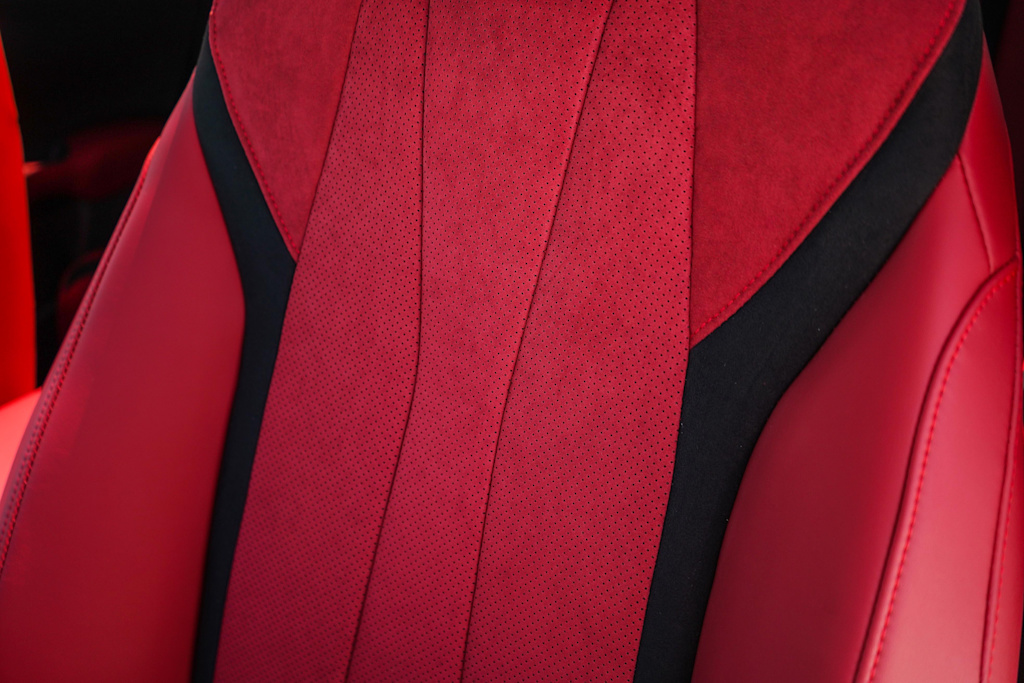 Thumbnail: 2025 Acura ADX - 30