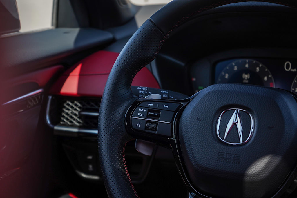 Thumbnail: 2025 Acura ADX - 23