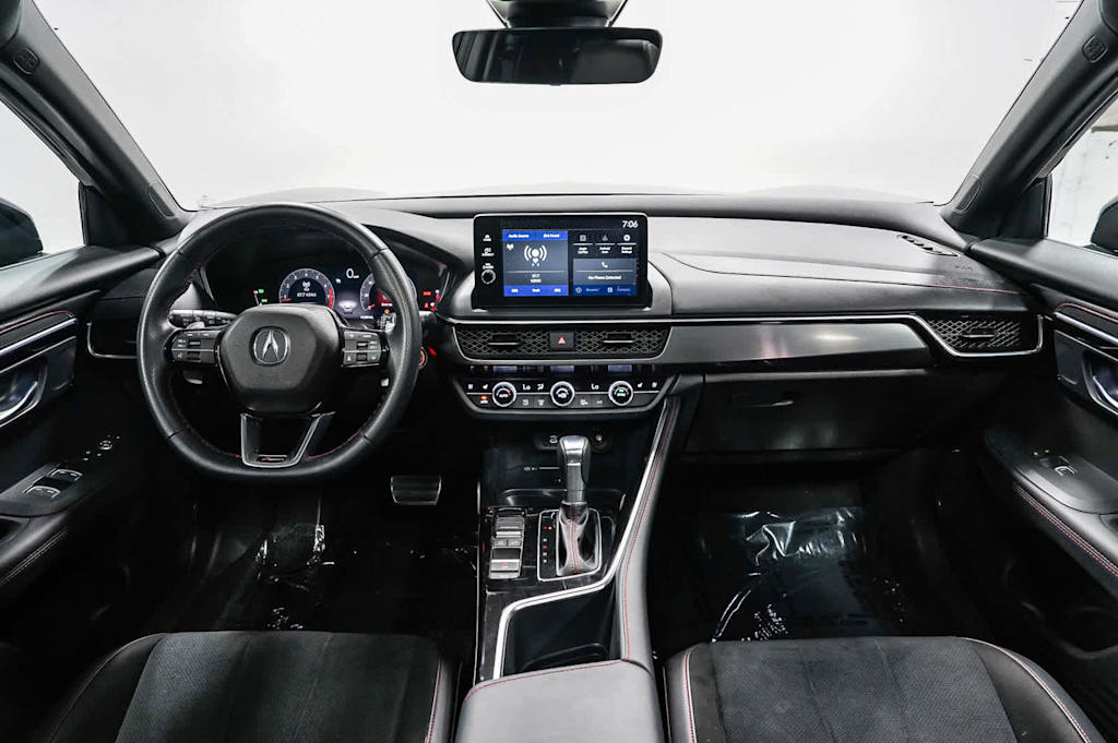 Thumbnail: 2025 Acura ADX - 2
