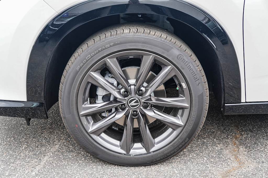 Thumbnail: 2025 Acura ADX - 22