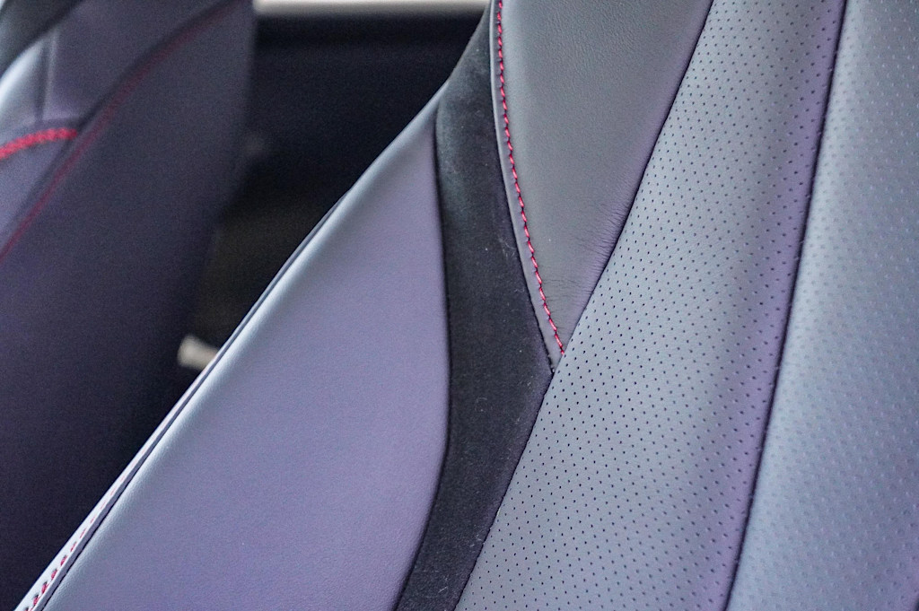 Thumbnail: 2025 Acura ADX - 30