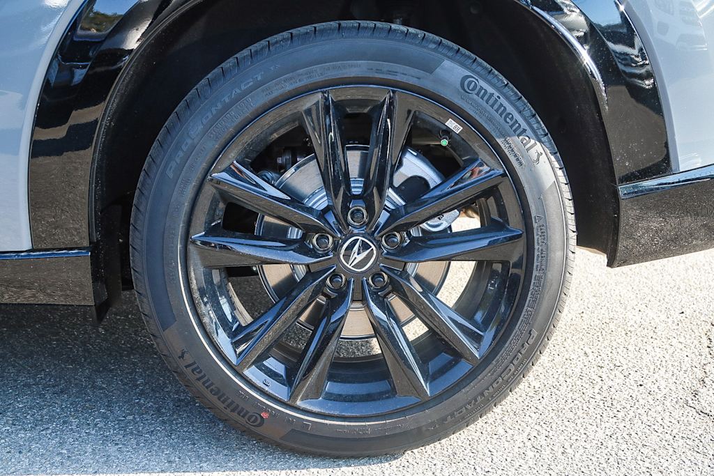 Thumbnail: 2025 Acura ADX - 7