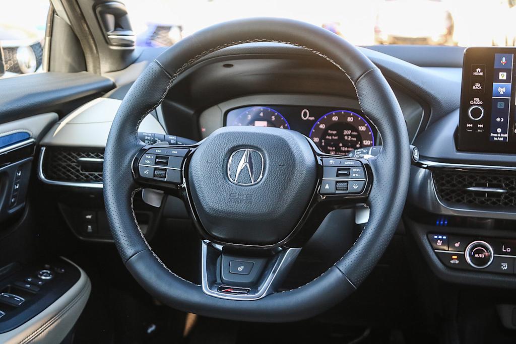 Thumbnail: 2025 Acura ADX - 13